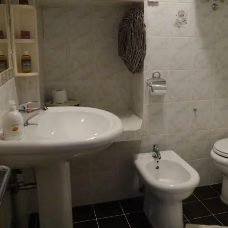 10 Veliki Trg Izola